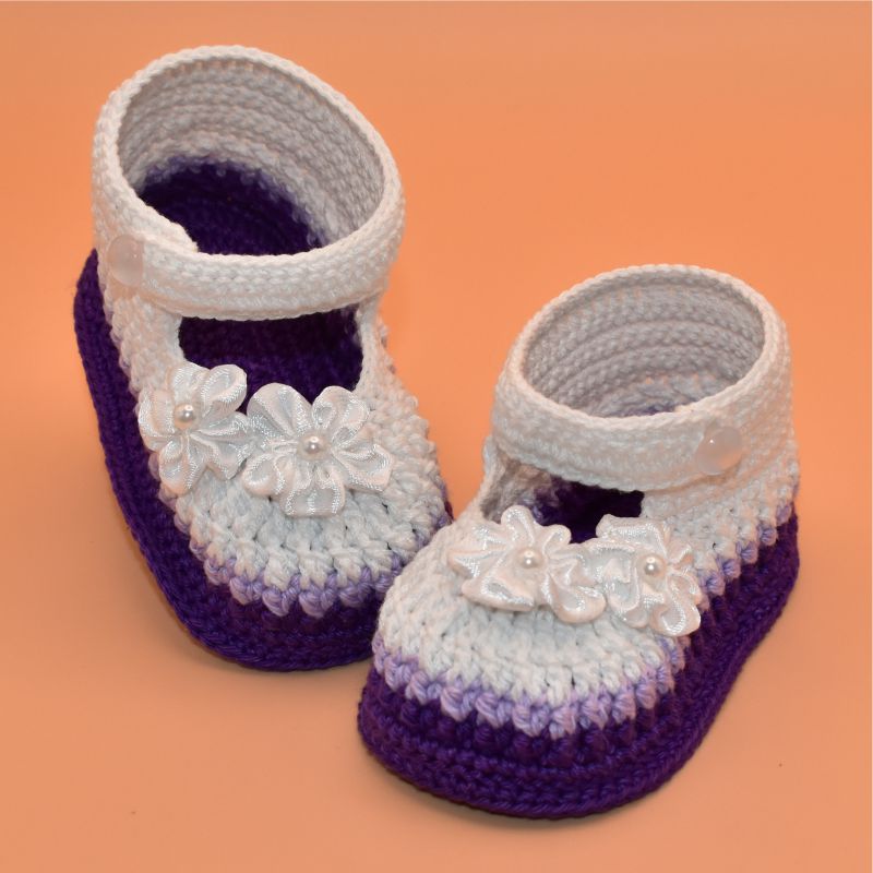 Háčkované střevíčky - bílofialové