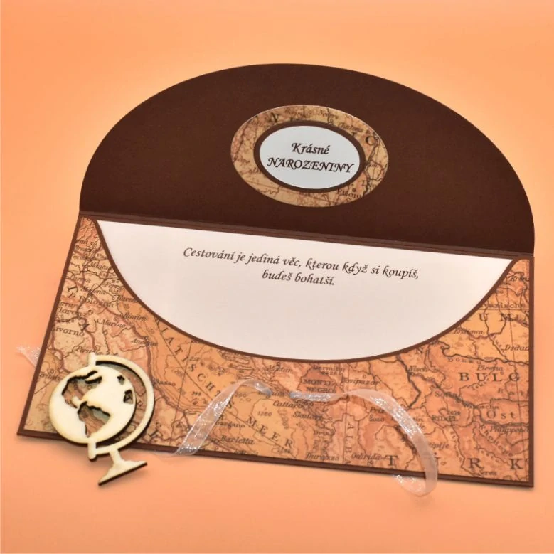 Obálka na peníze s textem hnědá - bílá/mapa