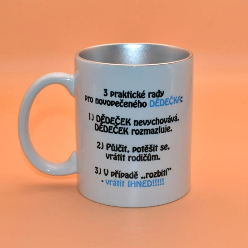Keramický hrnek s potiskem - Povýšen na dědečka
