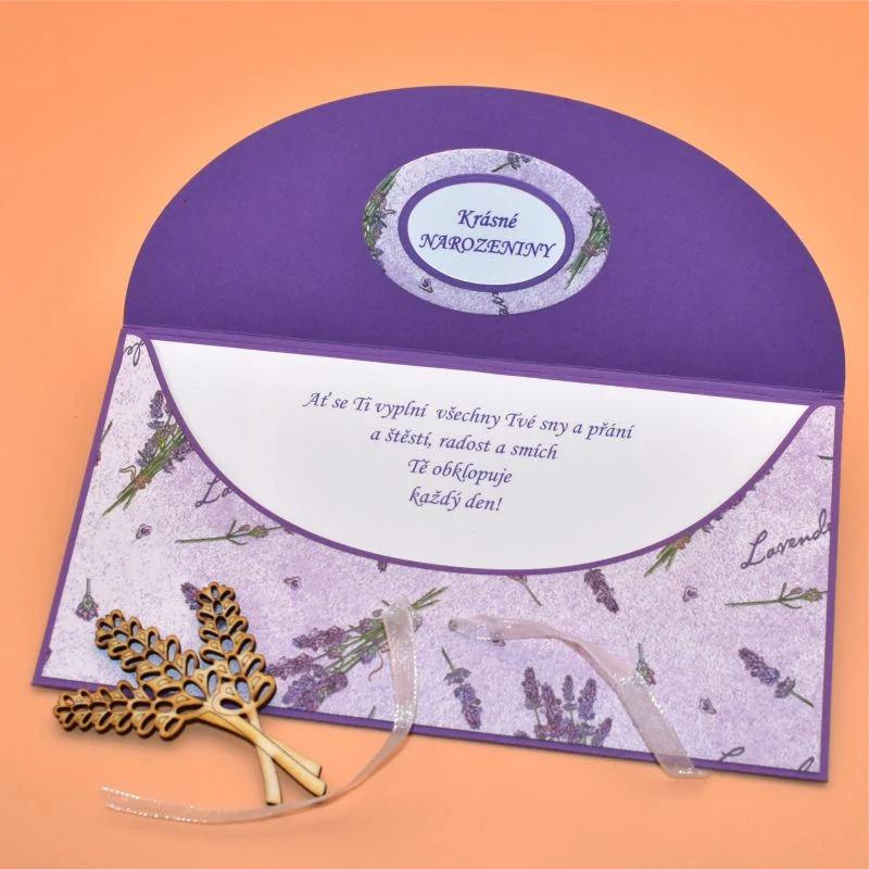 Obálka na peníze s textem fialová - bílá/levandule 2