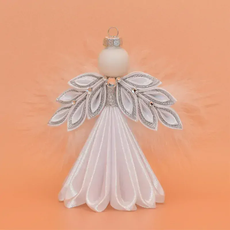 Anděl kanzashi - bílostříbrný