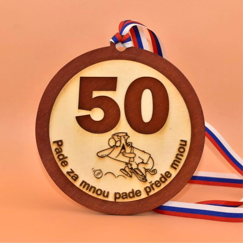 Medaile dřevo - Výročí 30 žena