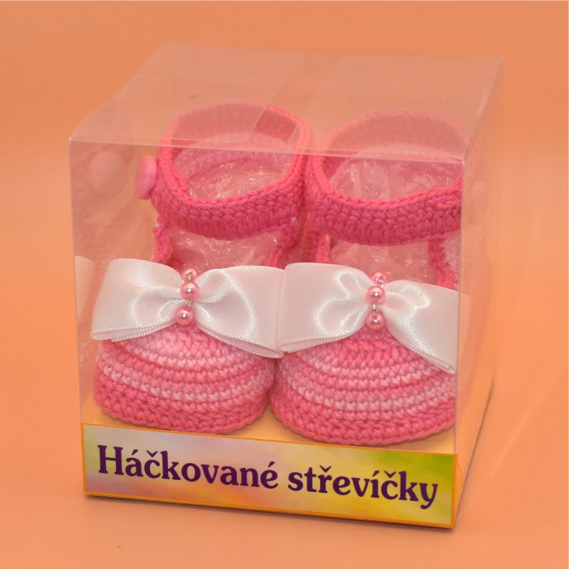Háčkované střevíčky - růžové ombré