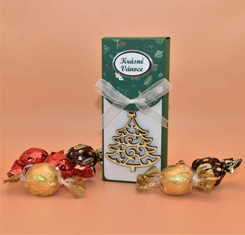 Pralinky z mléčné čokolády v dárkové krabičce