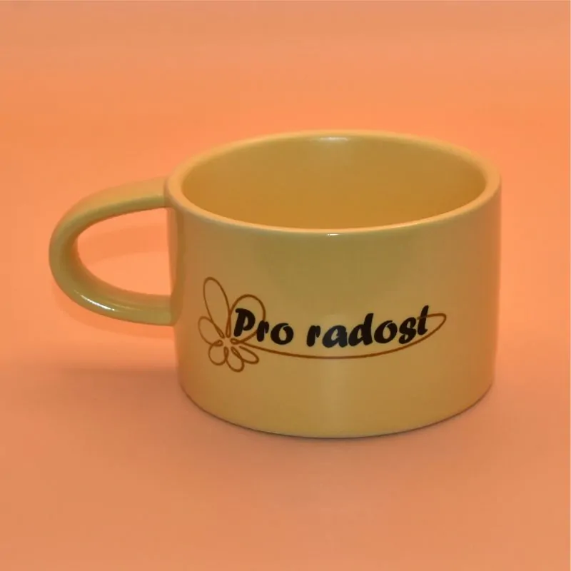 Keramický hrnek makronka - Pro radost