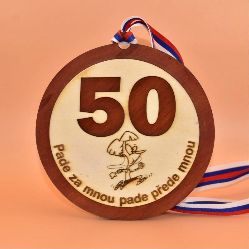 Medaile dřevo - Výročí 30 žena