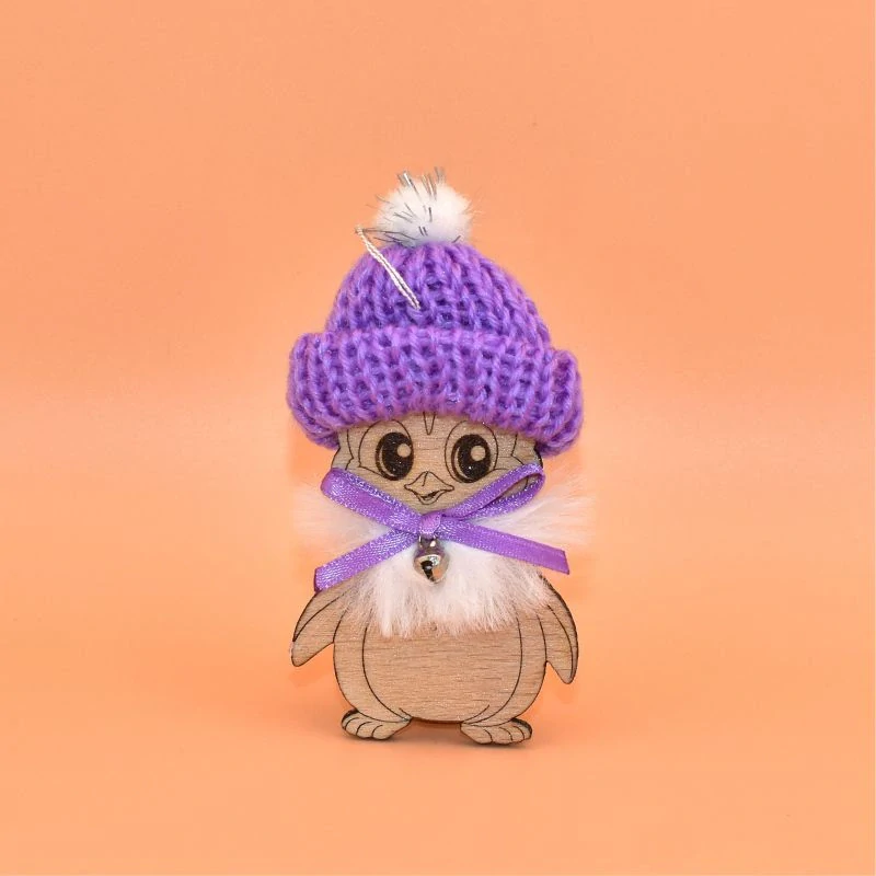 Závěs dřevo s čepičkou - Tučňák fialová