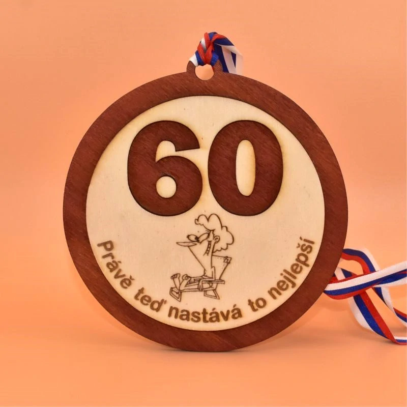 Medaile dřevo - Výročí 30 žena