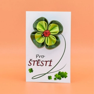 Čtyřlístek kanzashi s beruškou